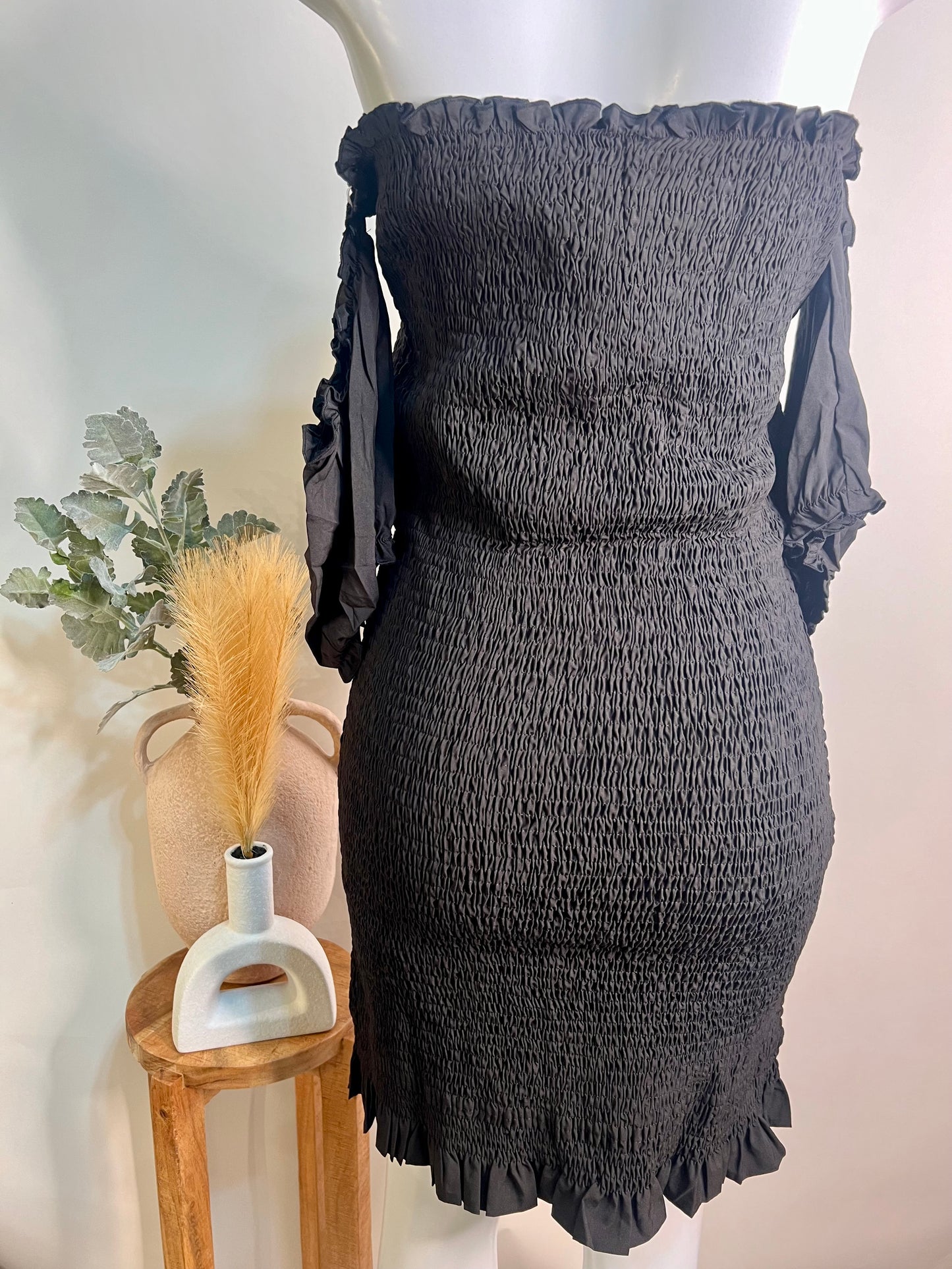 Black scrunch dress