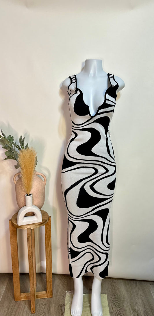 Long black and white dress