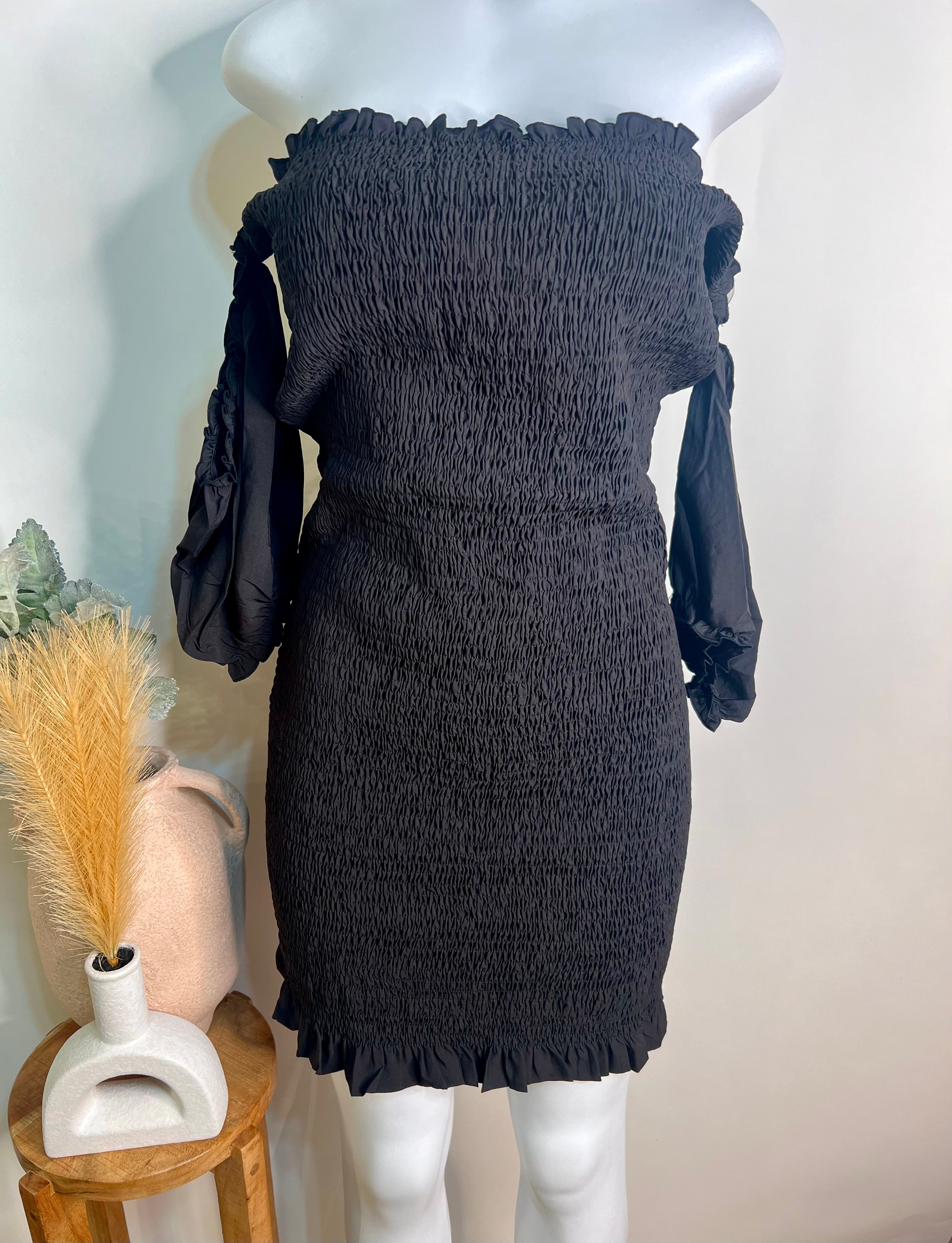 Black scrunch dress